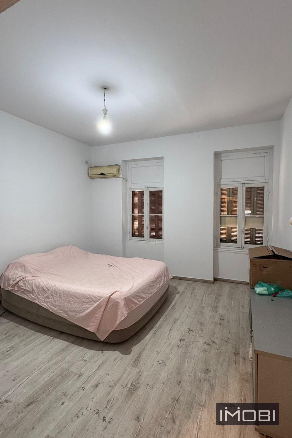 property-img