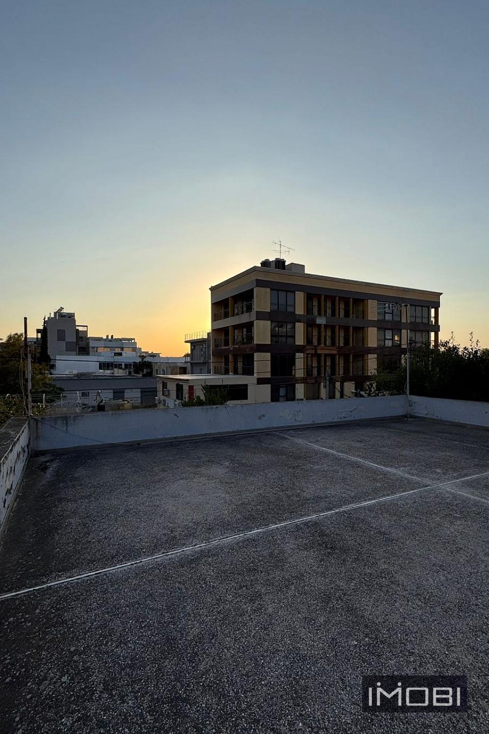 property-img